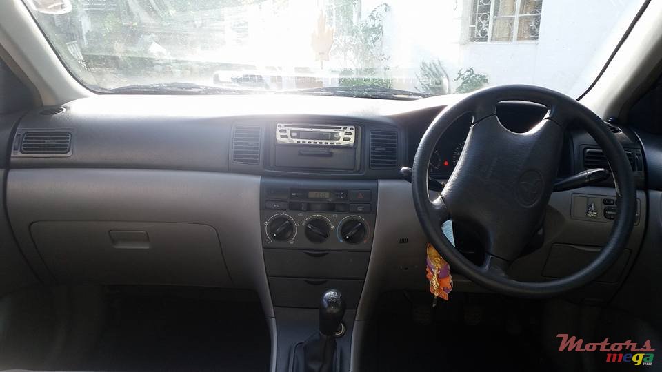 2001' Toyota Corolla NZE photo #5