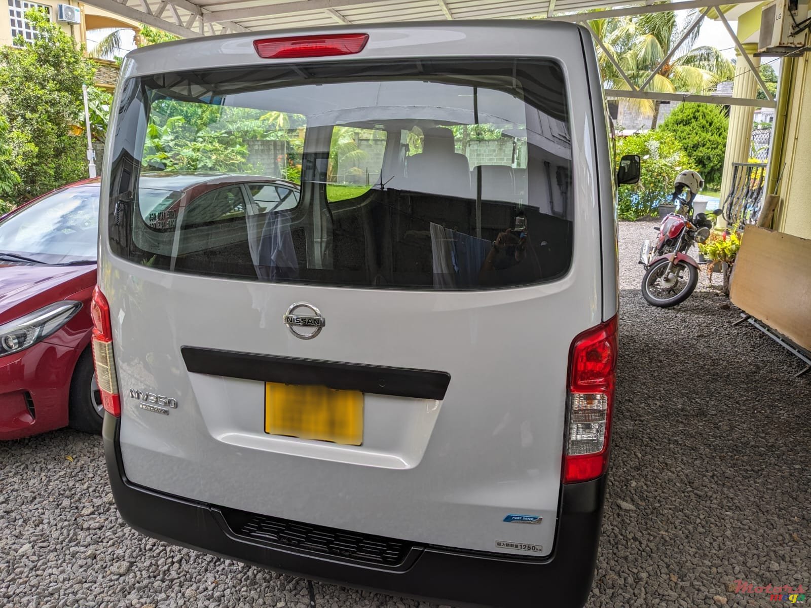 2014' Nissan NV3500 photo #1