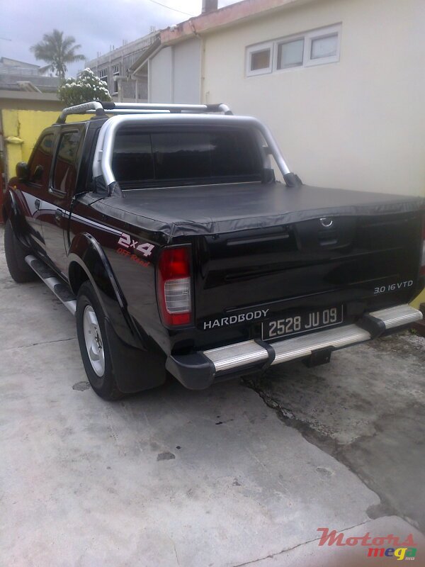 2009' Nissan Hardbody Predator 3.0 turbo photo #2