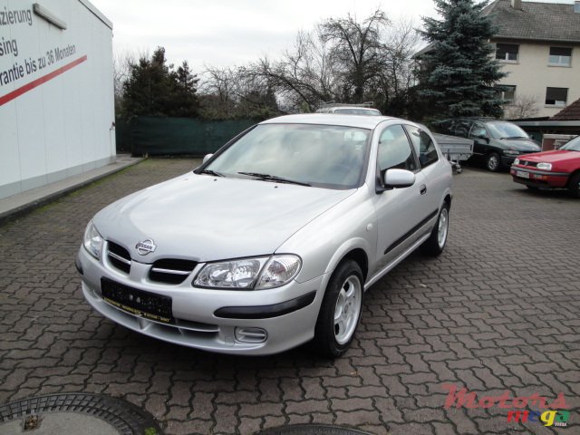 2003' Nissan Sunny N17 photo #1