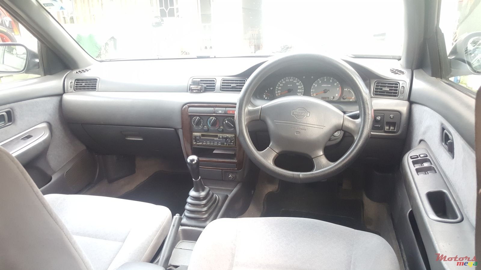 1999' Nissan Sunny B14 photo #2