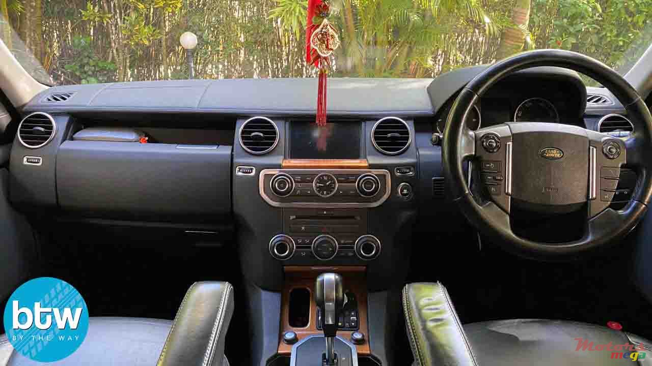 2010' Land Rover Discovery 4 HSE TDV6 photo #4