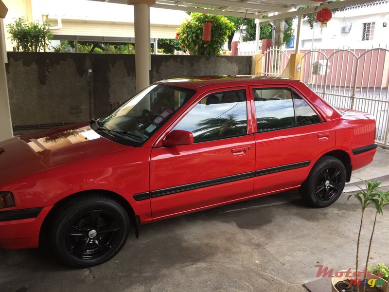 1993' Mazda 323 photo #4