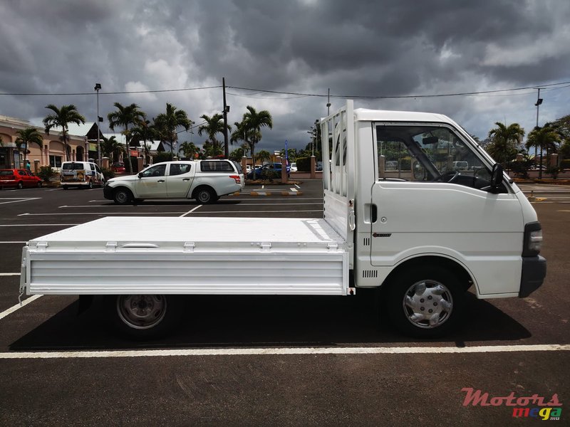 1996' Nissan Vanette Truck photo #2
