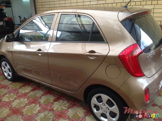 2012' Kia Picanto photo #2