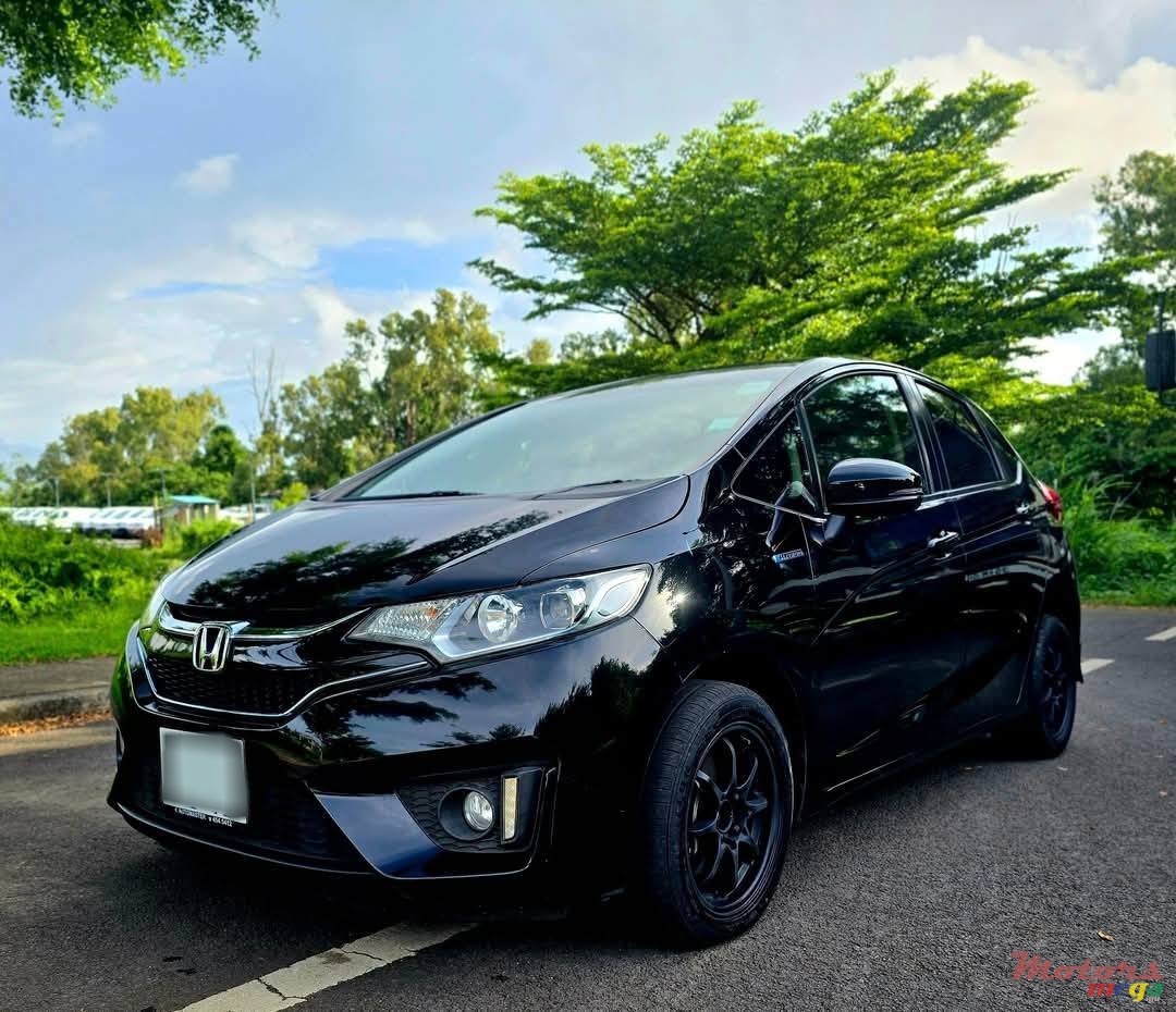 2016' Honda Fit photo #2