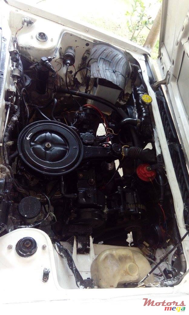 1988' Nissan photo #5