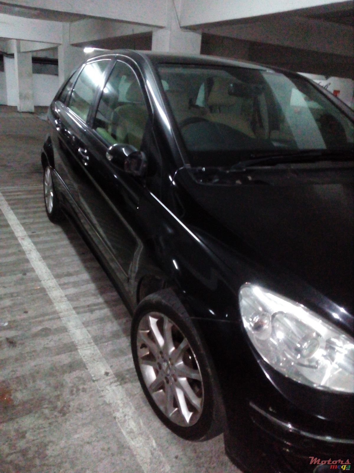 2008' Mercedes-Benz B 200 photo #1