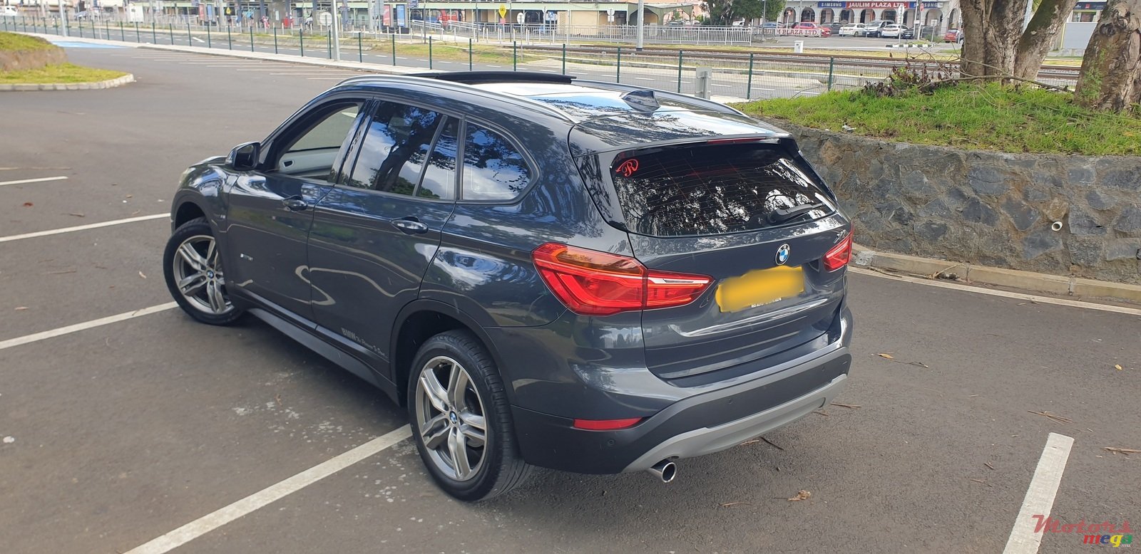 2016' BMW X1 SDrive 18i photo #4