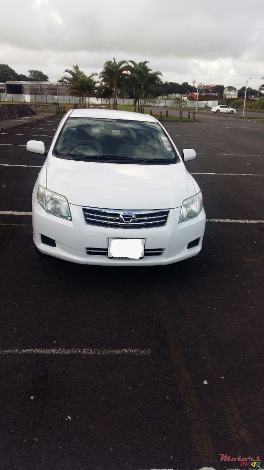 2009' Toyota Axio photo #1