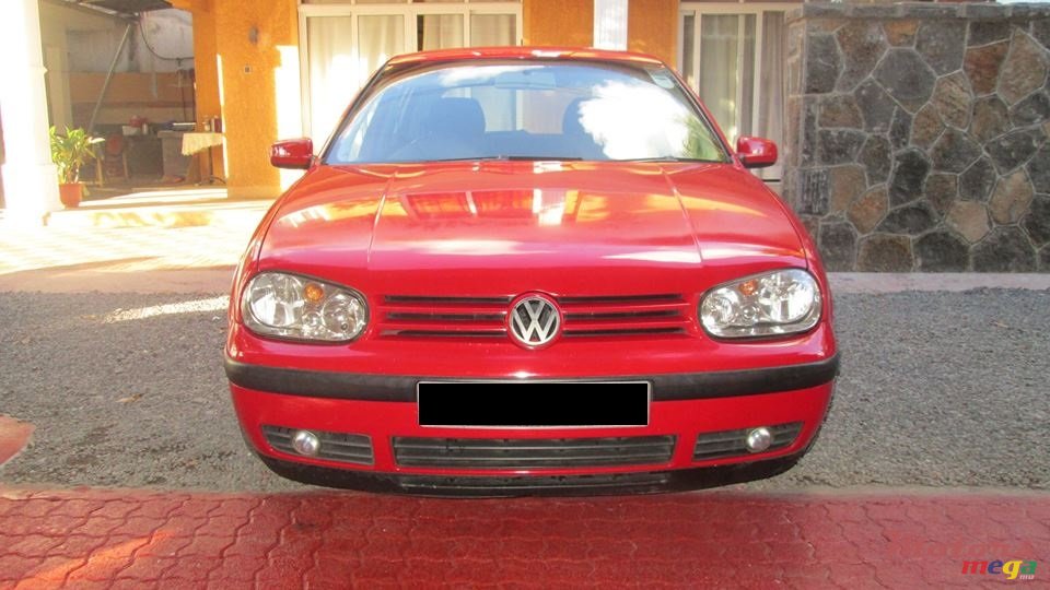 2004' Volkswagen Golf IV photo #1