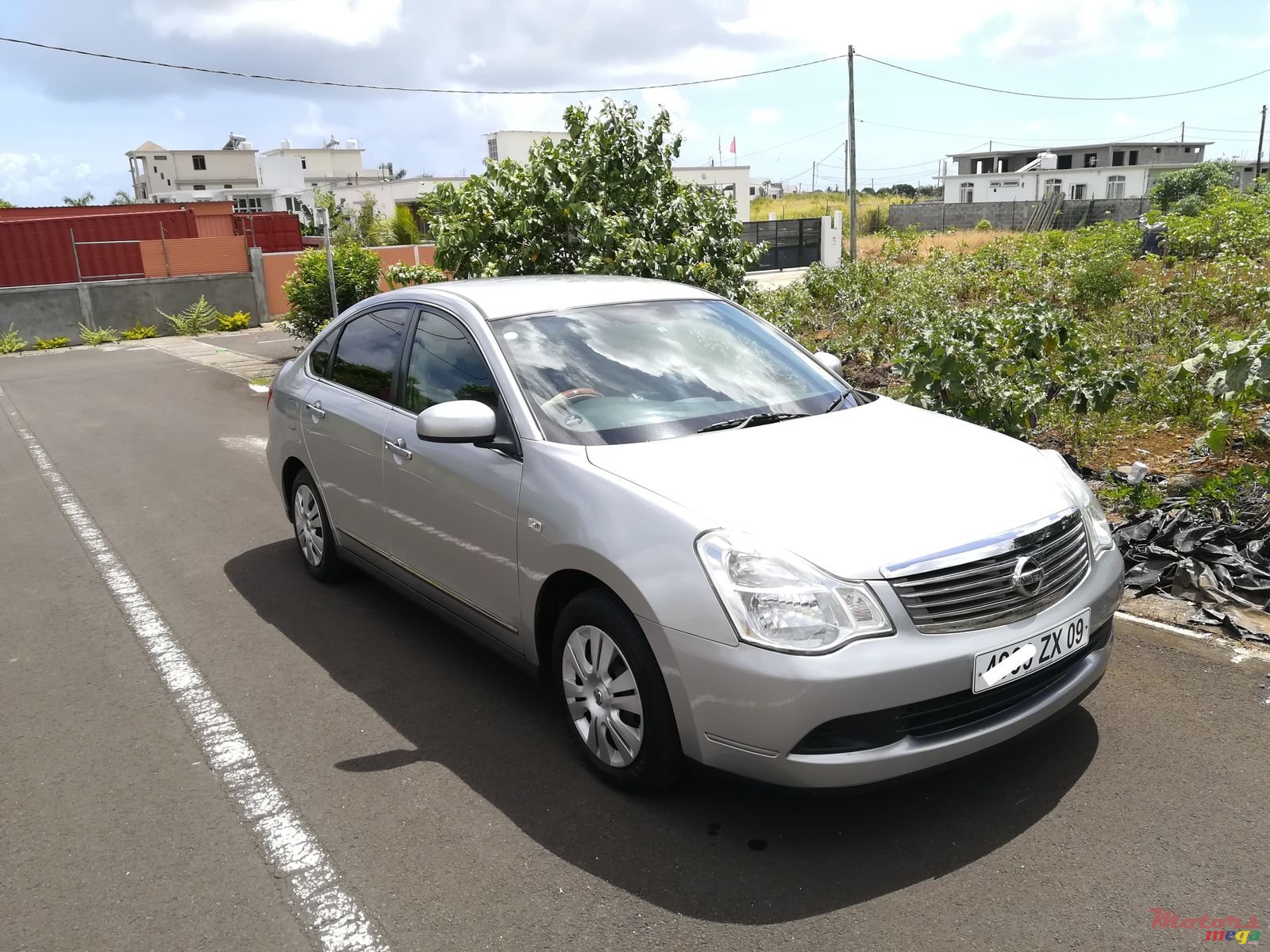 2009' Nissan Bluebird photo #1