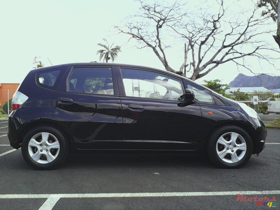 2010' Honda Jazz photo #3