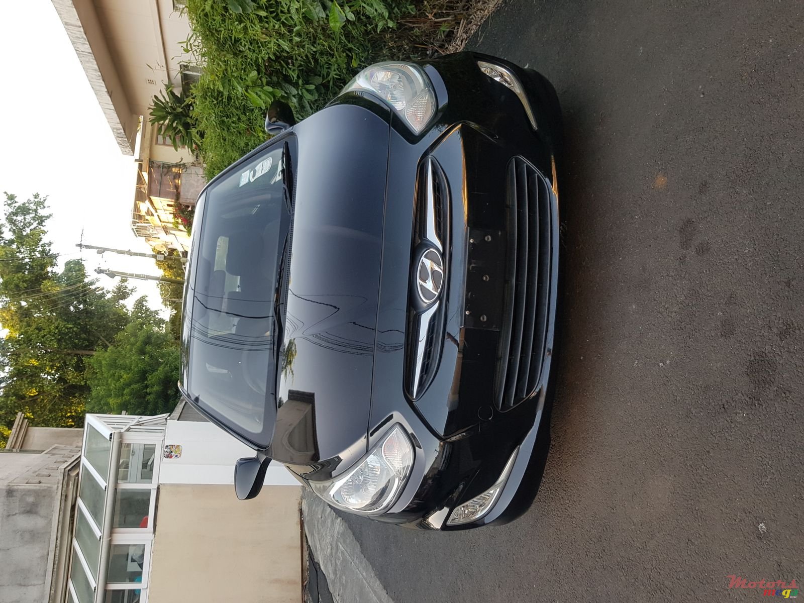 2012' Hyundai Accent photo #6