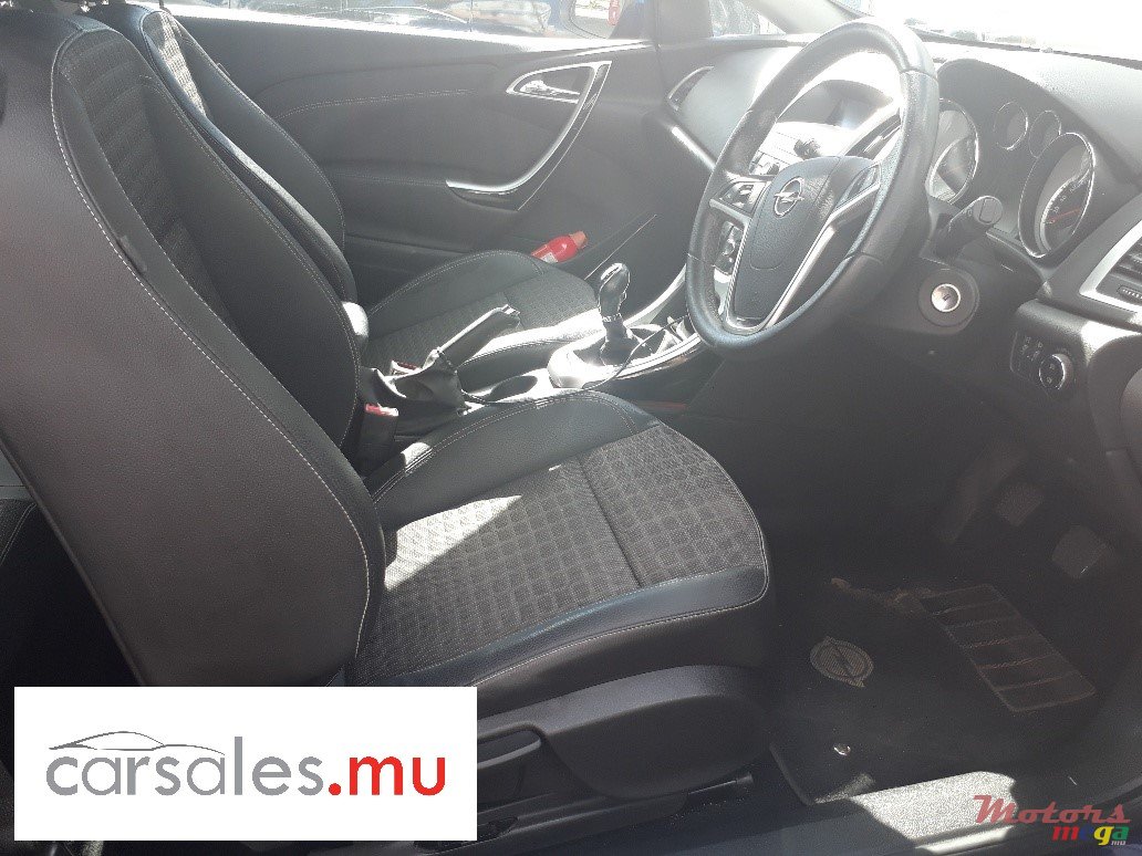 2014' Opel Astra G GTC 2 door photo #5