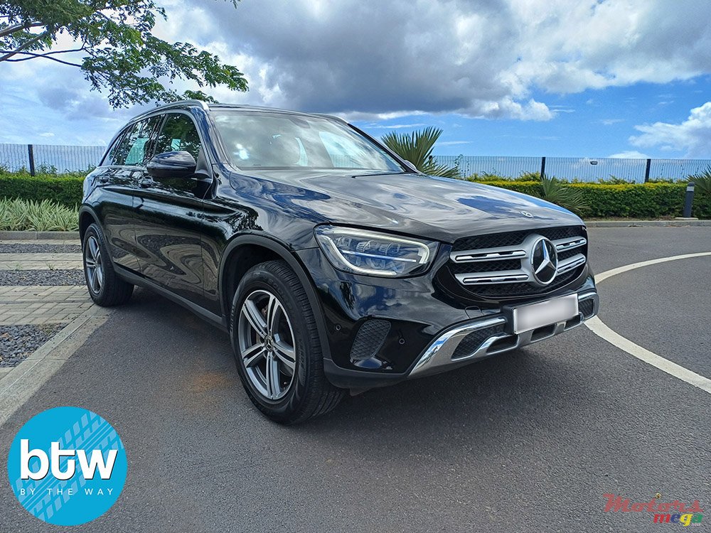 2020' Mercedes-Benz GLC 200 photo #1