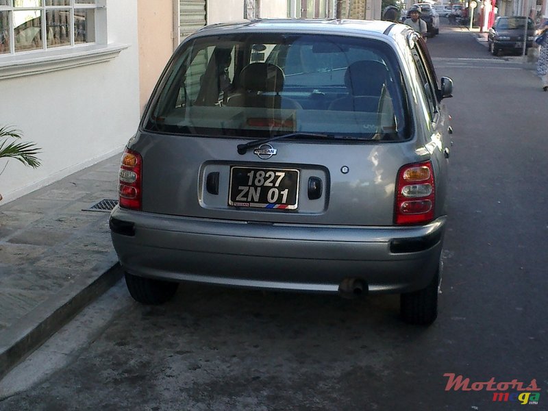 2001' Nissan Micra photo #2