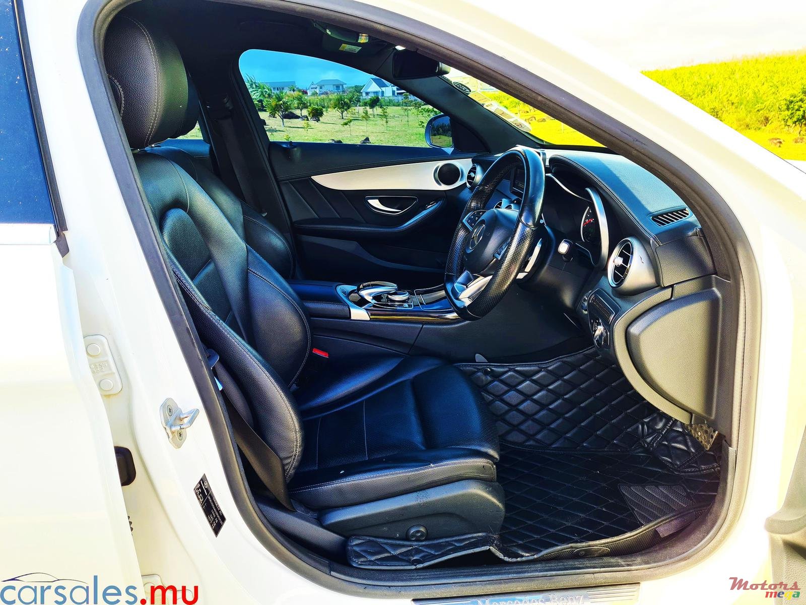 2016' Mercedes-Benz C-Class C180 AMG Line photo #5