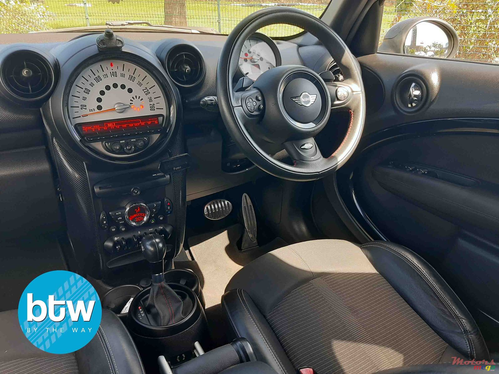 2013' MINI Cooper Countryman photo #6