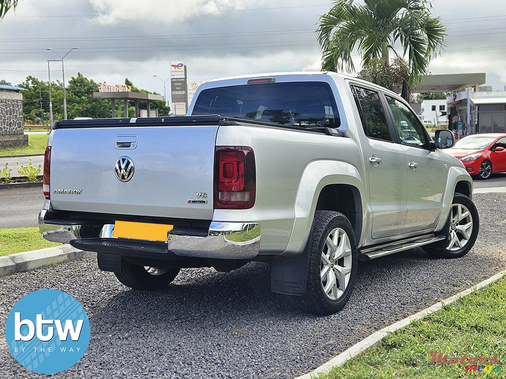2020' Volkswagen Amarok V6 TDI 4Motion photo #4