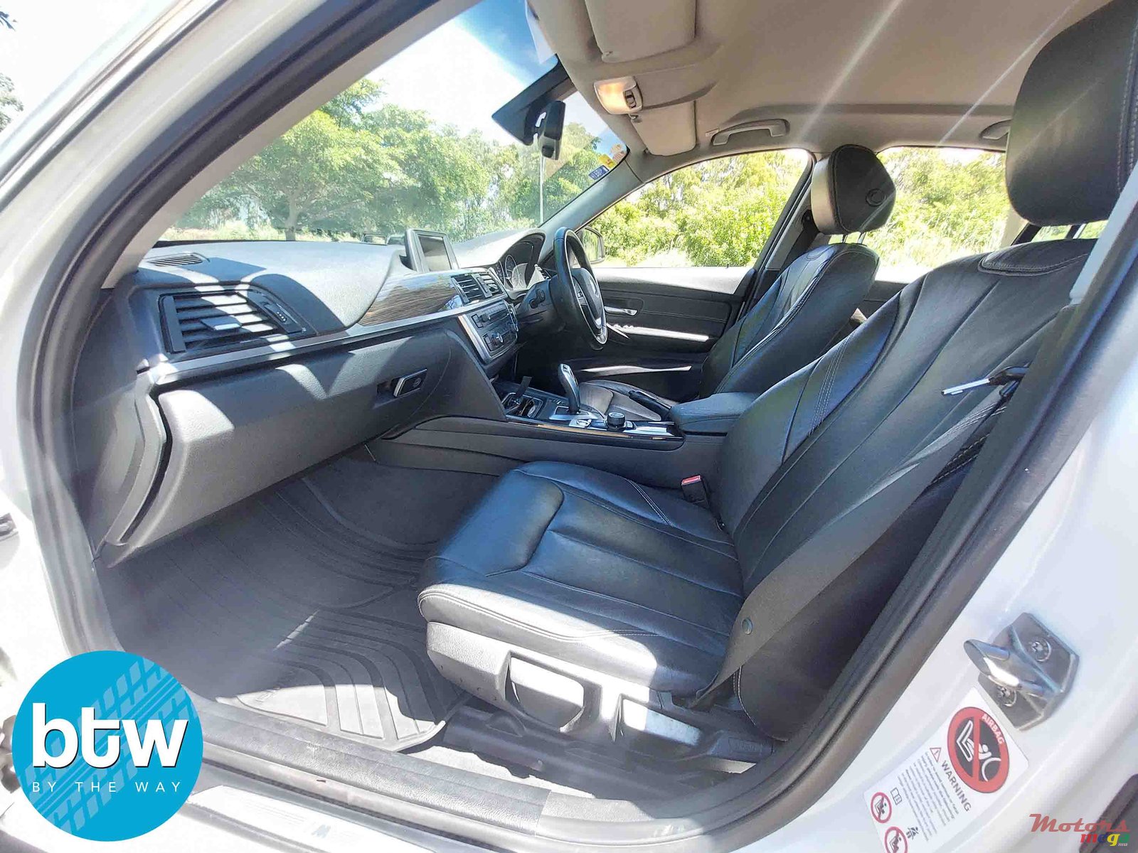 2014' BMW 320 photo #4