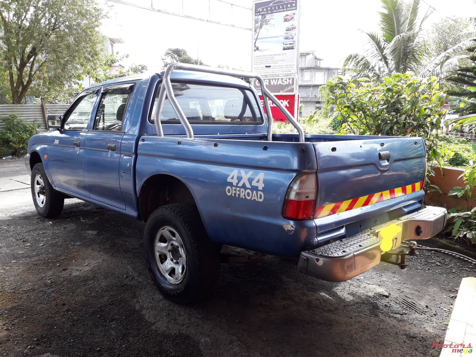 2007' Mitsubishi 4×4 photo #1