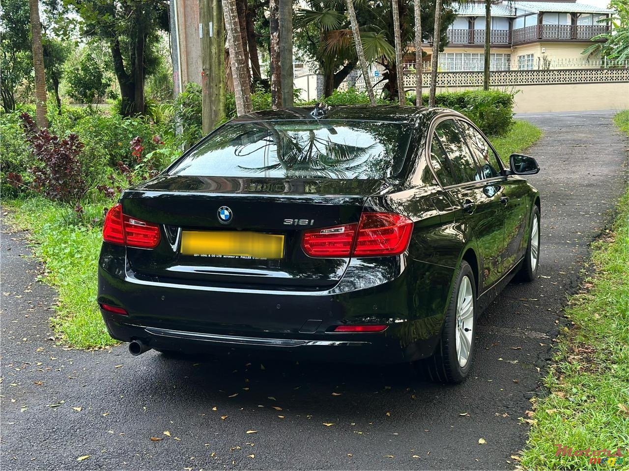 2015' BMW 316i Sport line photo #4