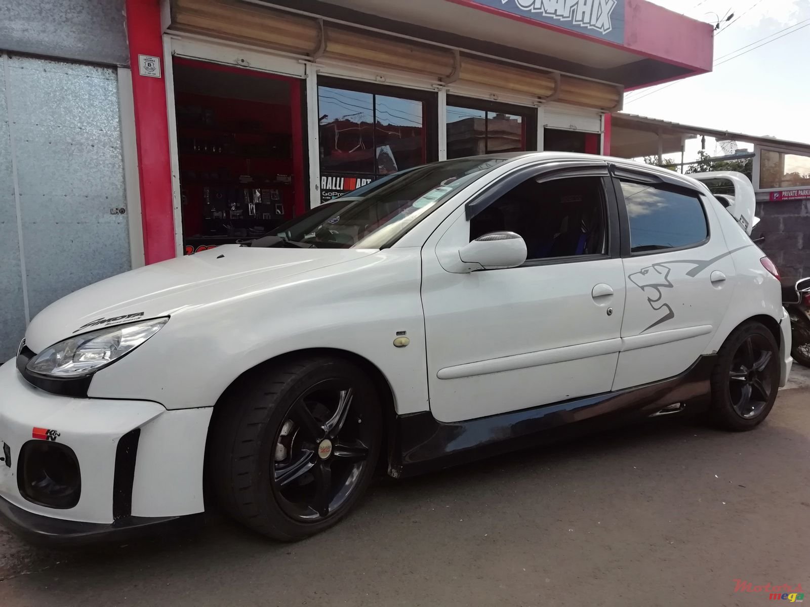 2000' Peugeot 206 2lt turbo photo #1