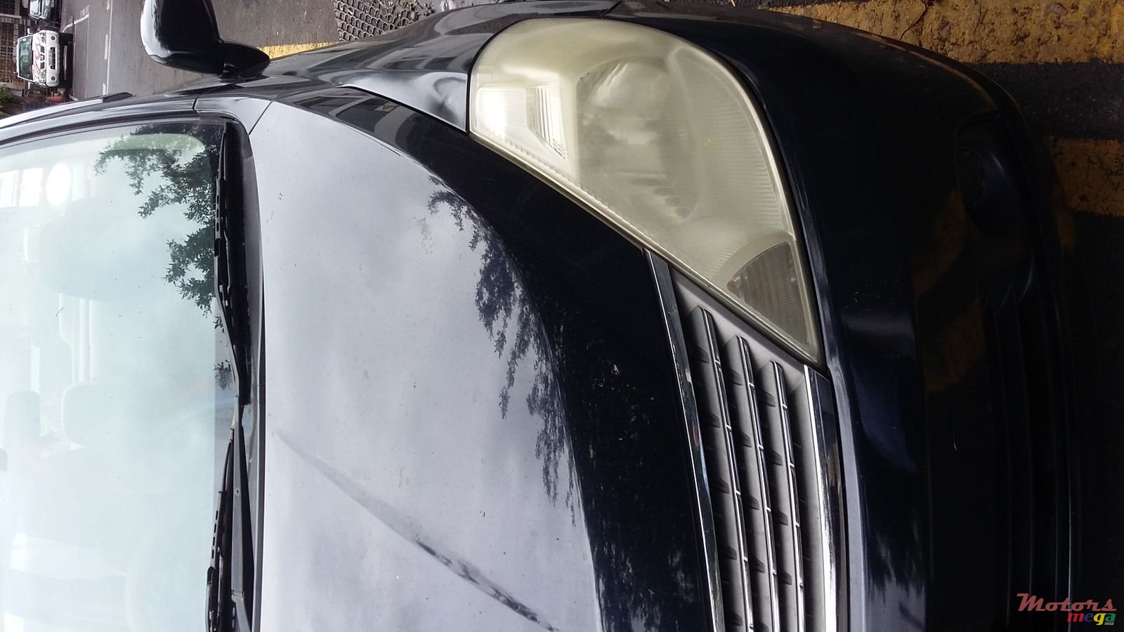 2006' Nissan Tiida photo #2