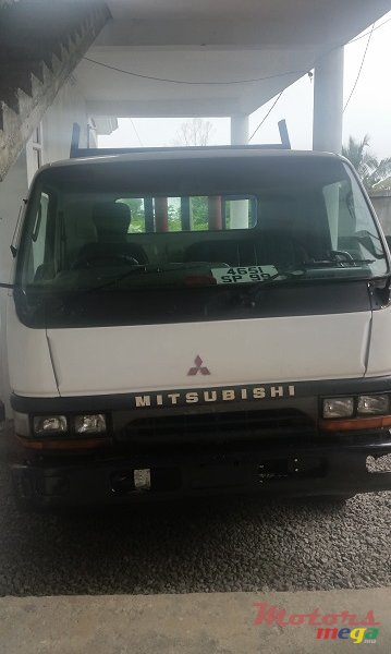 1999' Mitsubishi Canter photo #1