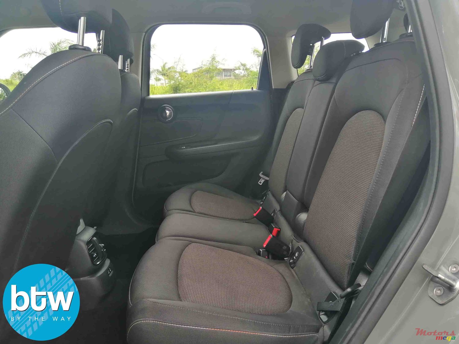 2019' MINI Countryman photo #4