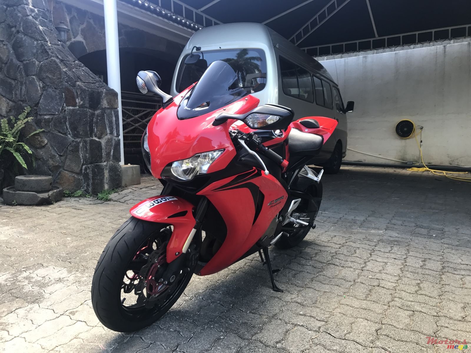 2009' Honda photo #1