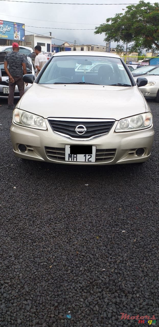 2012' Nissan Sunny photo #1