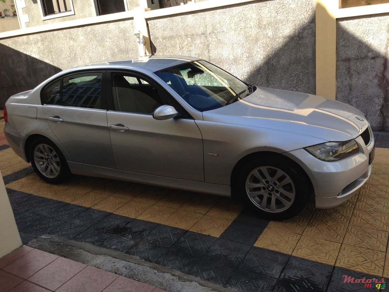 2007' BMW 316 photo #6