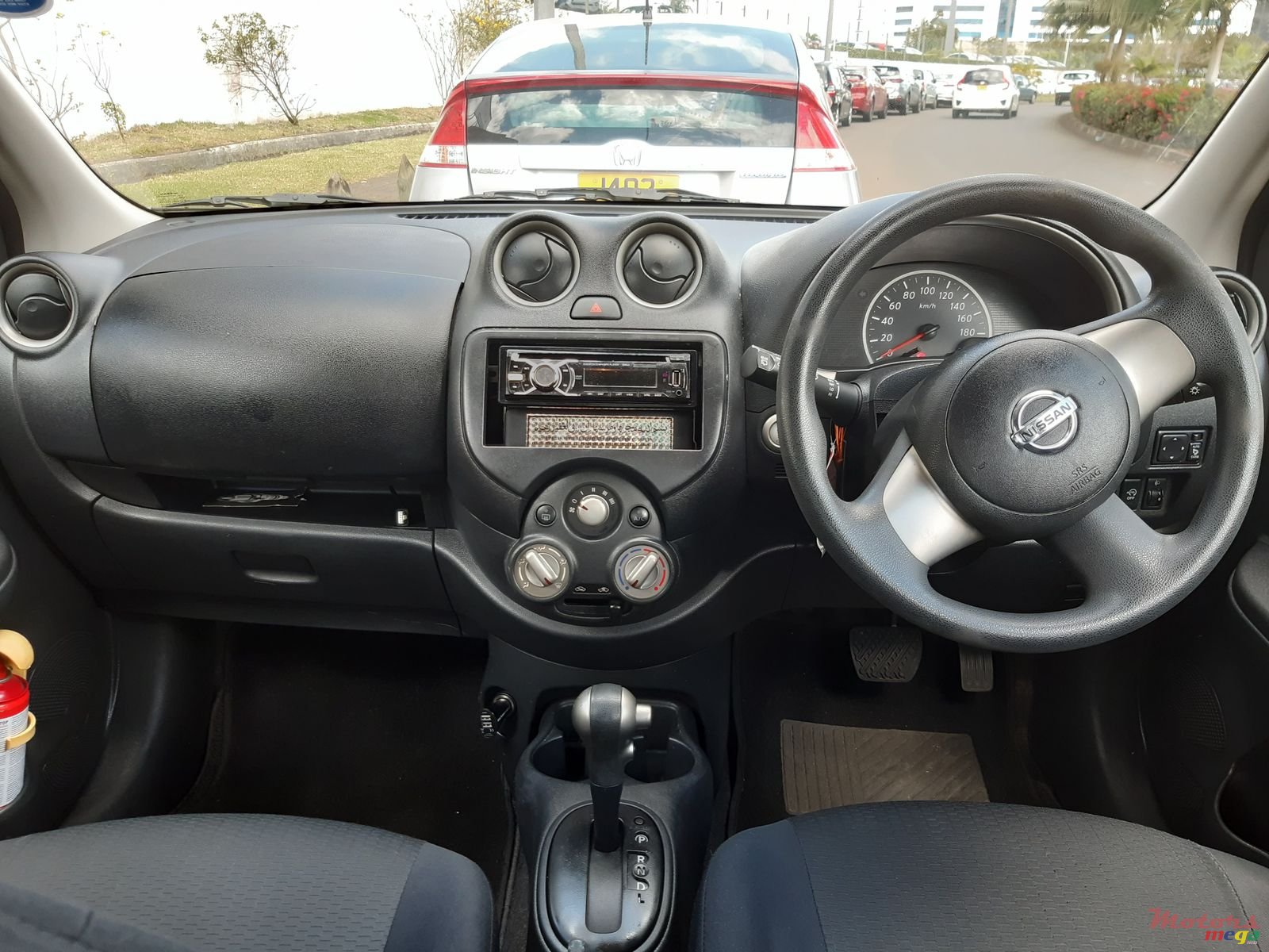 2012' Nissan March photo #2