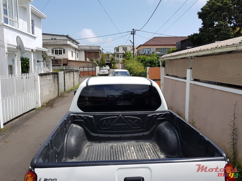 2011' Mitsubishi Sportero 4x4 photo #5