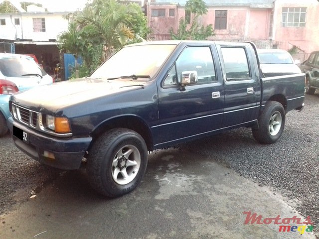 1992' Isuzu 4*4 photo #6