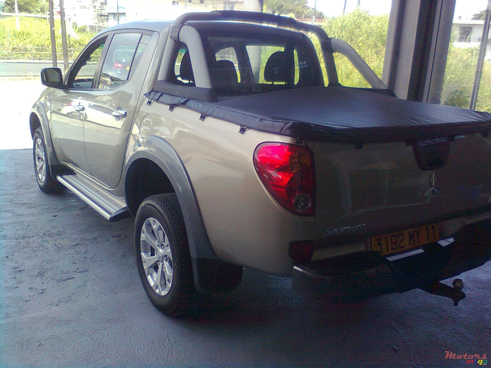 2011' Mitsubishi L 200 sportero photo #3