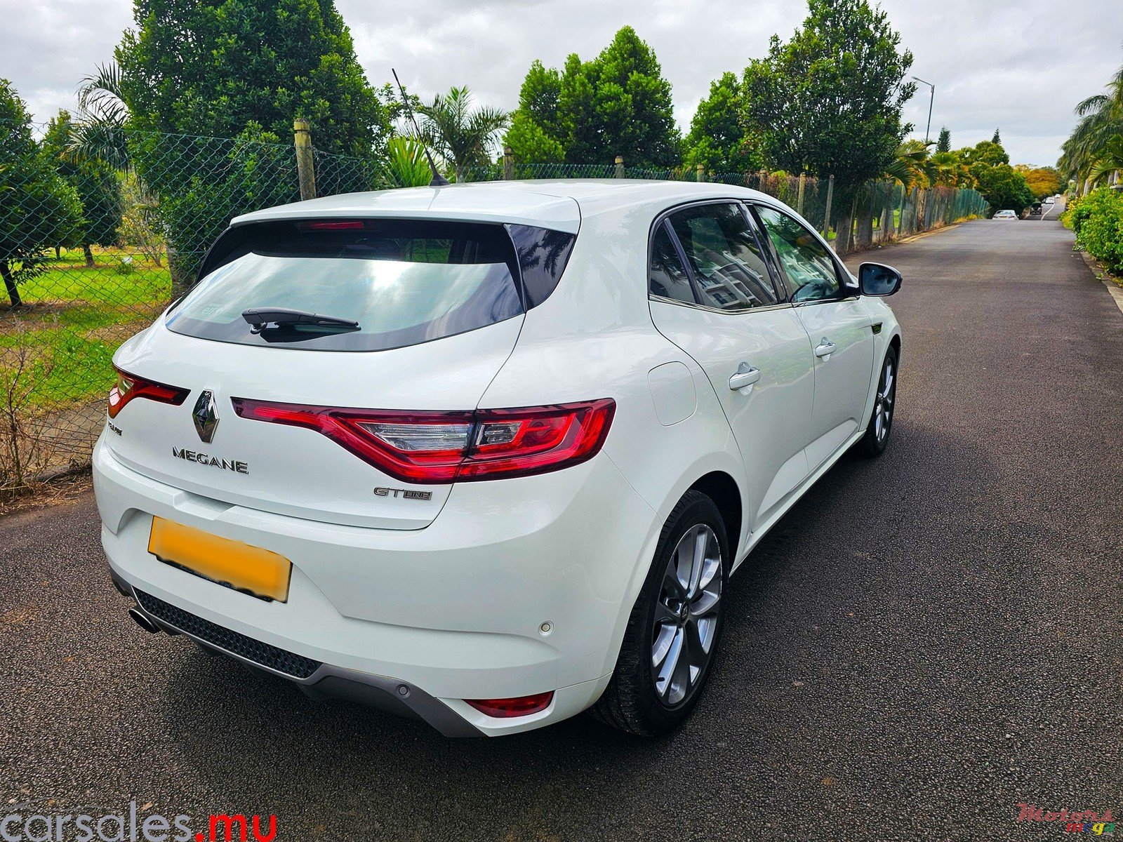 2017' Renault Megane GT-Line 1.2 photo #4