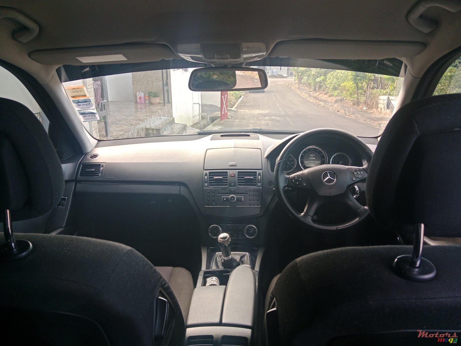 2010' Mercedes-Benz 180 photo #6