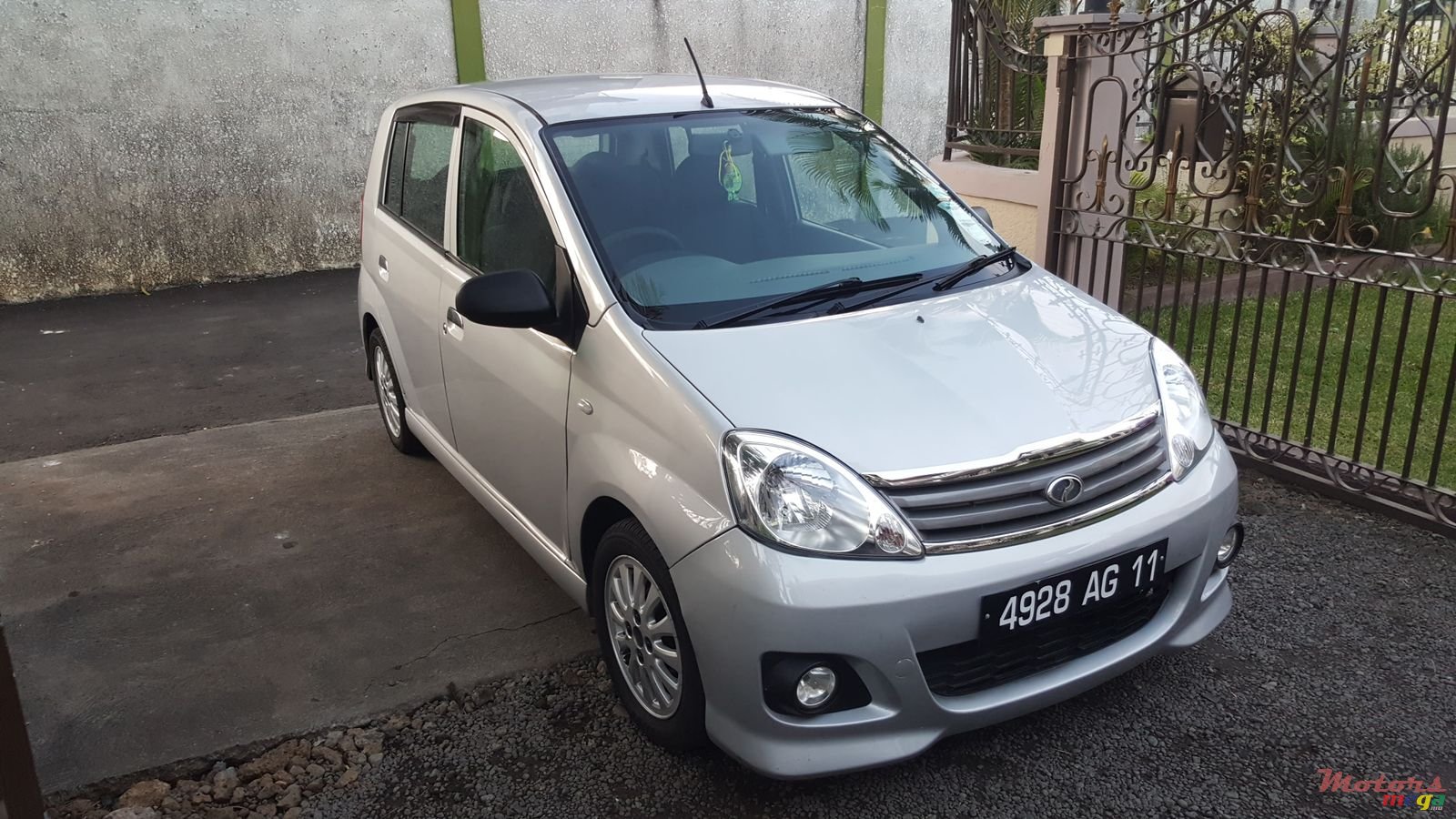 2011' Perodua viva elite photo #1