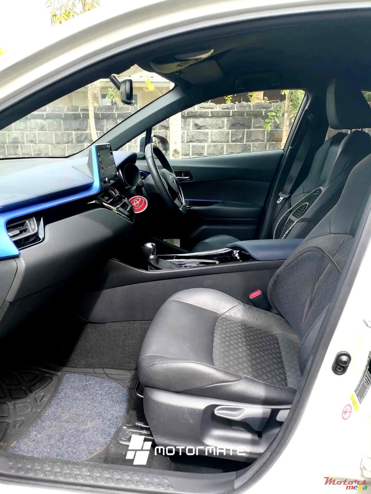 2020' Toyota C-HR 1.8 photo #5