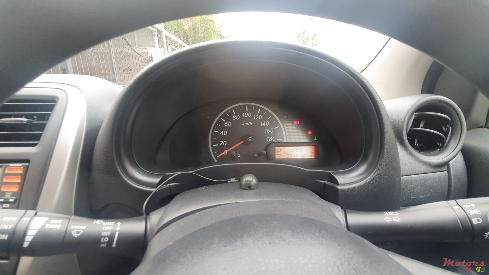 2015' Nissan March photo #2