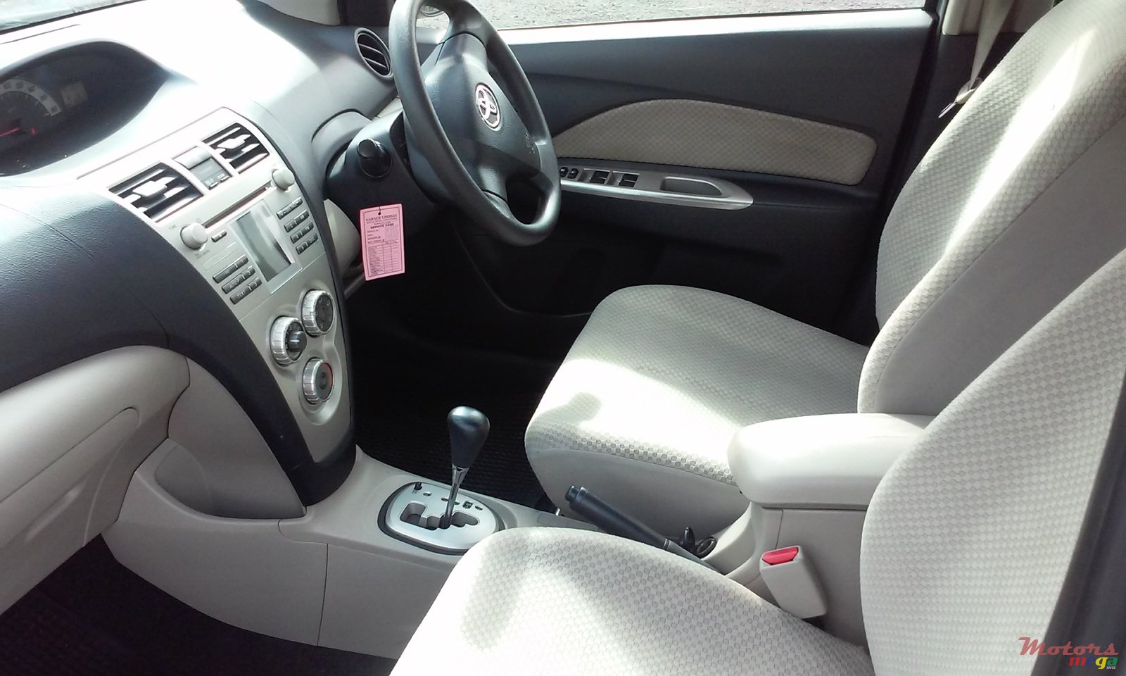 2008' Toyota BELTA 1300cc photo #2