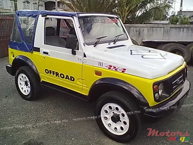 1998' Suzuki 4X4 JEEP SAMURAI photo #1