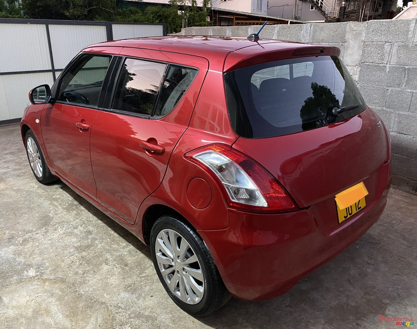 2012' Suzuki Swift Japan photo #6