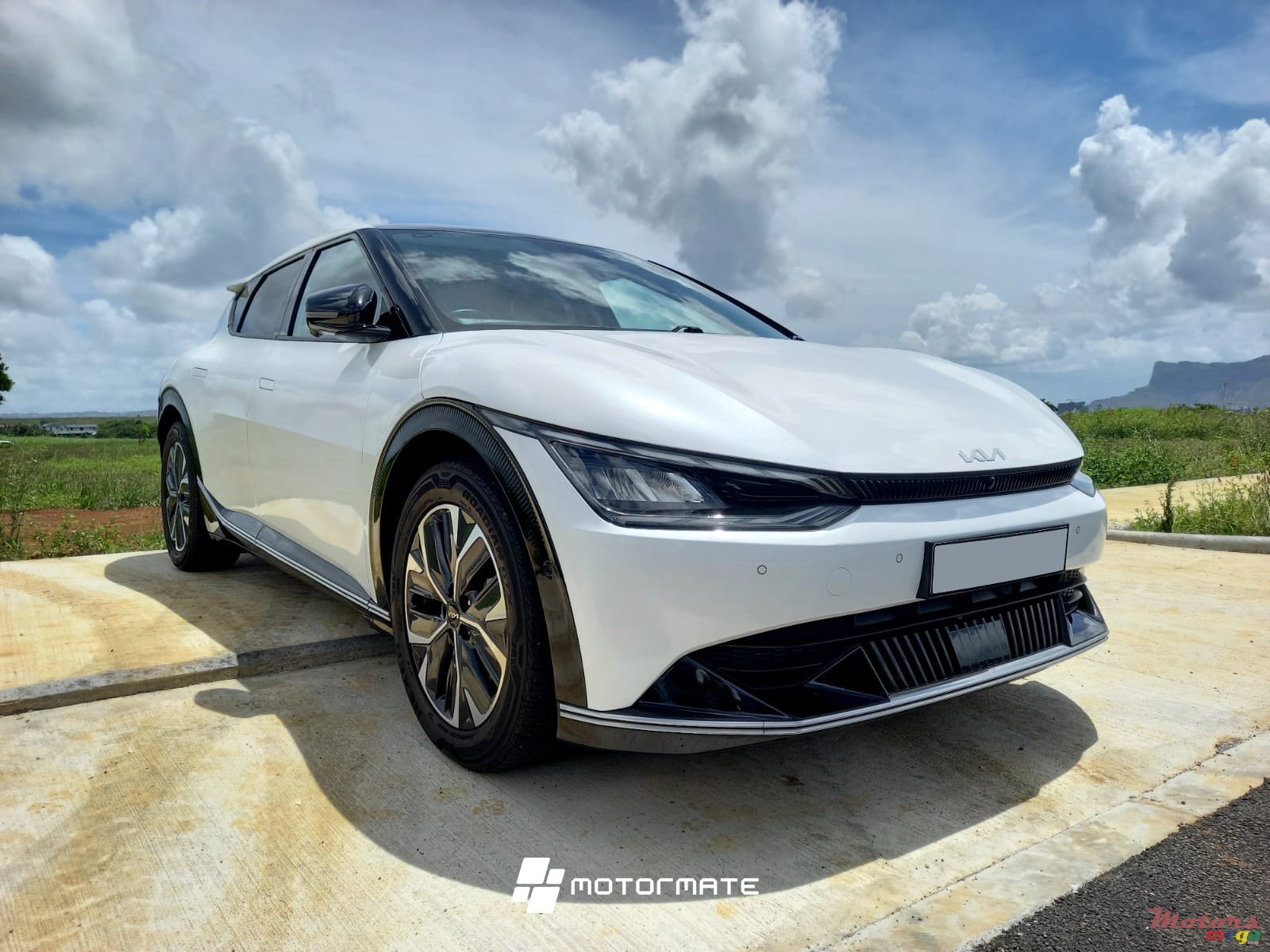 2022' Kia EV6 photo #1