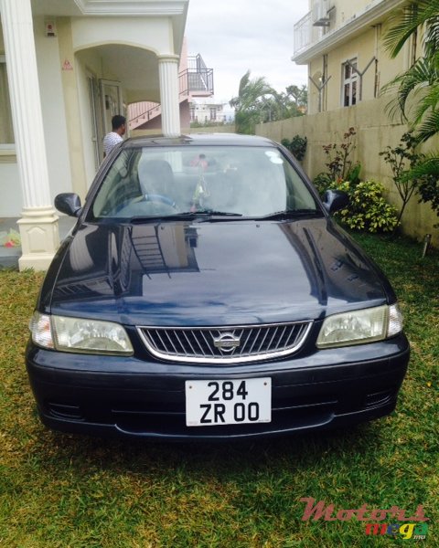 2000' Nissan Sunny photo #1