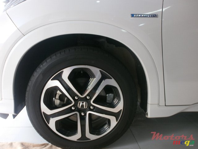 2014' Honda vezel photo #3