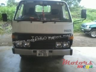 1995' Toyota Dyna photo #2